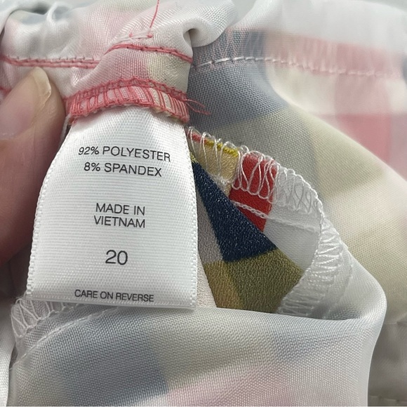 New York & Company 7th Avenue Geometric Squares Madie Pants - Picture 12 of 14